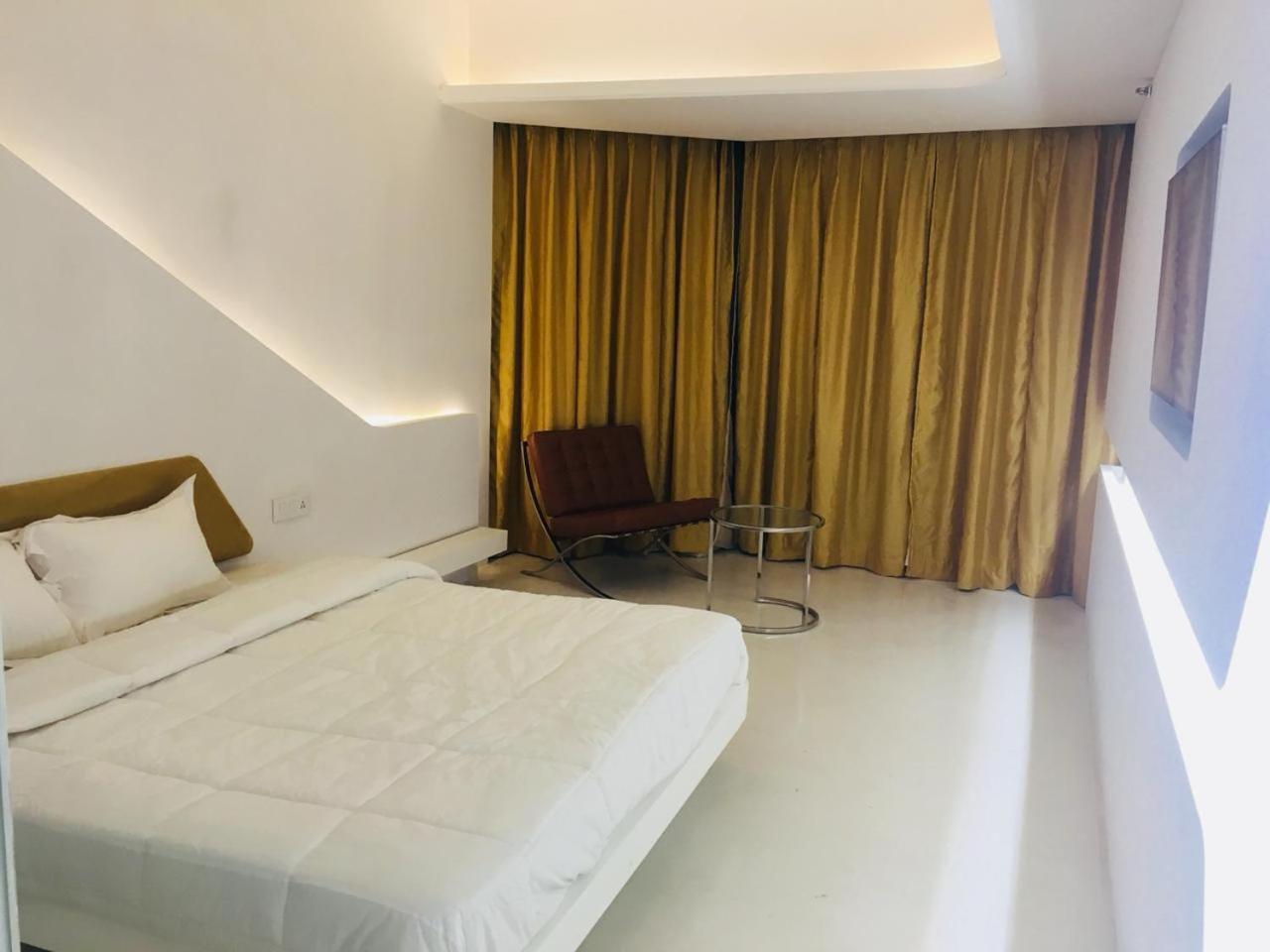 Ramaya Hotel Rohtak Eksteriør billede